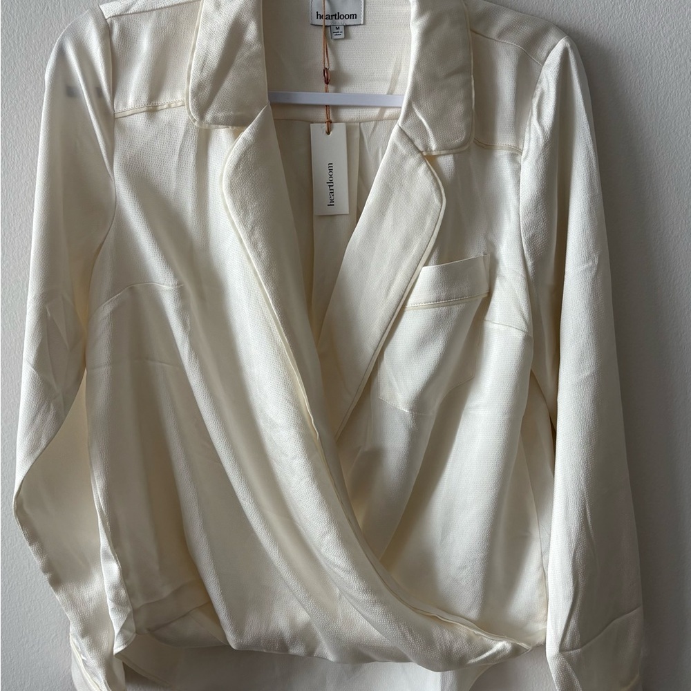 NWT Heartloom Ivory Draping V-Neck Blouse Size M sku#14